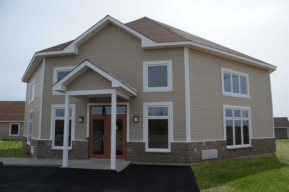Villegiature Deux Rivieres Resort Tracadie エクステリア 写真