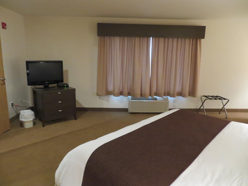 Villegiature Deux Rivieres Resort Tracadie エクステリア 写真