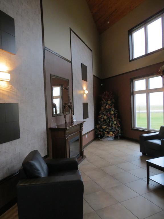 Villegiature Deux Rivieres Resort Tracadie エクステリア 写真