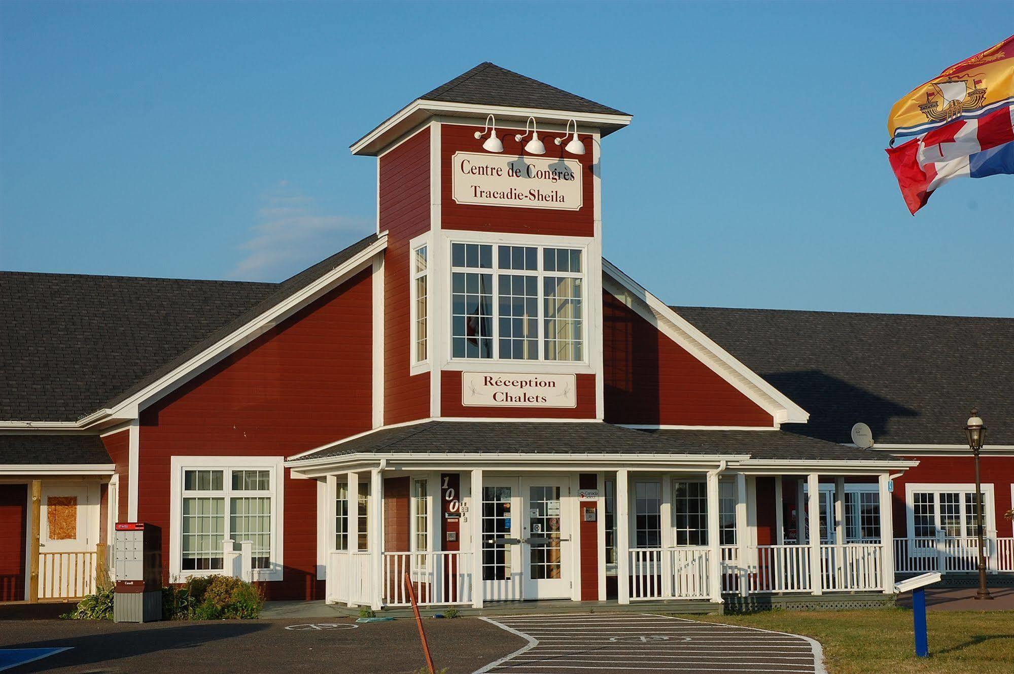 Villegiature Deux Rivieres Resort Tracadie エクステリア 写真