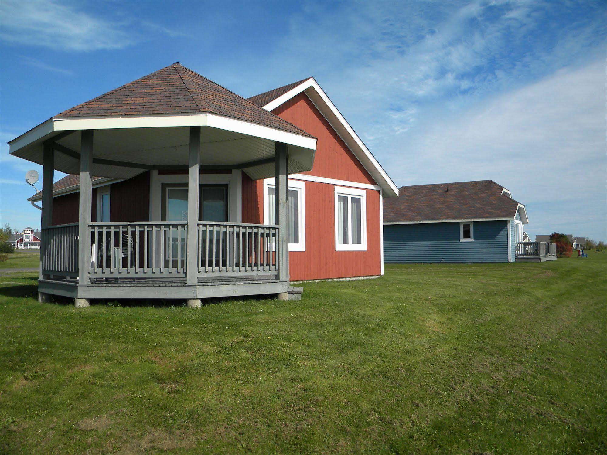 Villegiature Deux Rivieres Resort Tracadie エクステリア 写真