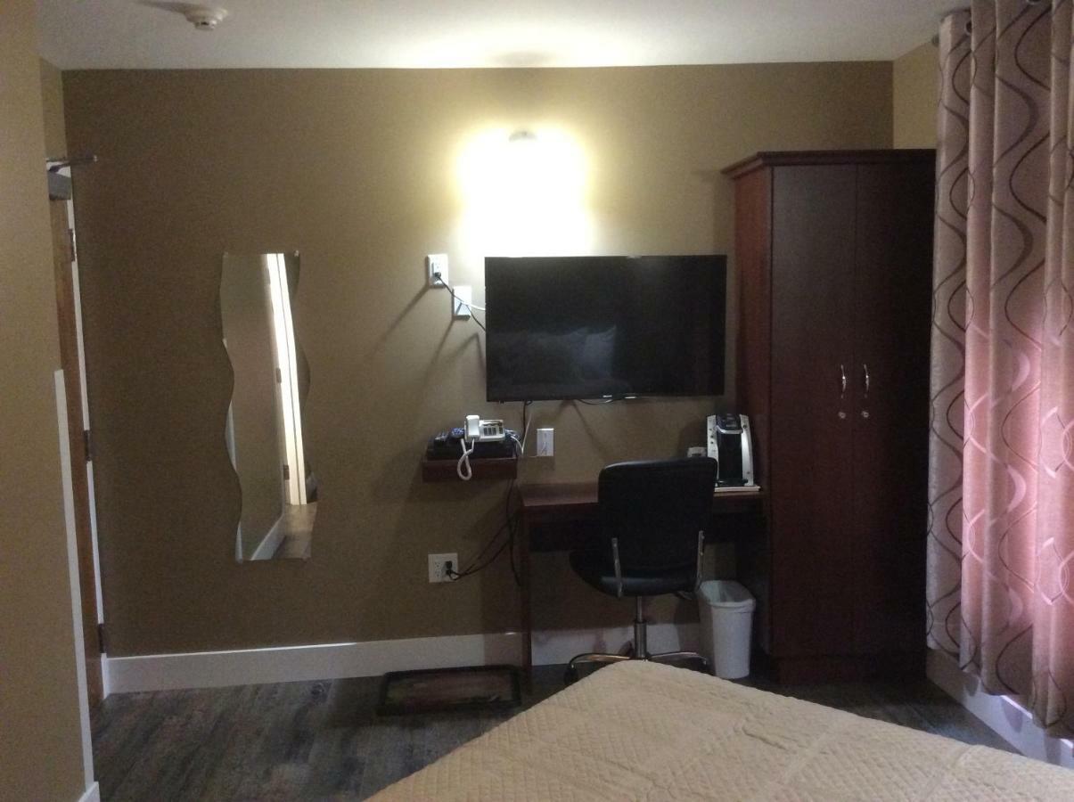 Villegiature Deux Rivieres Resort Tracadie エクステリア 写真