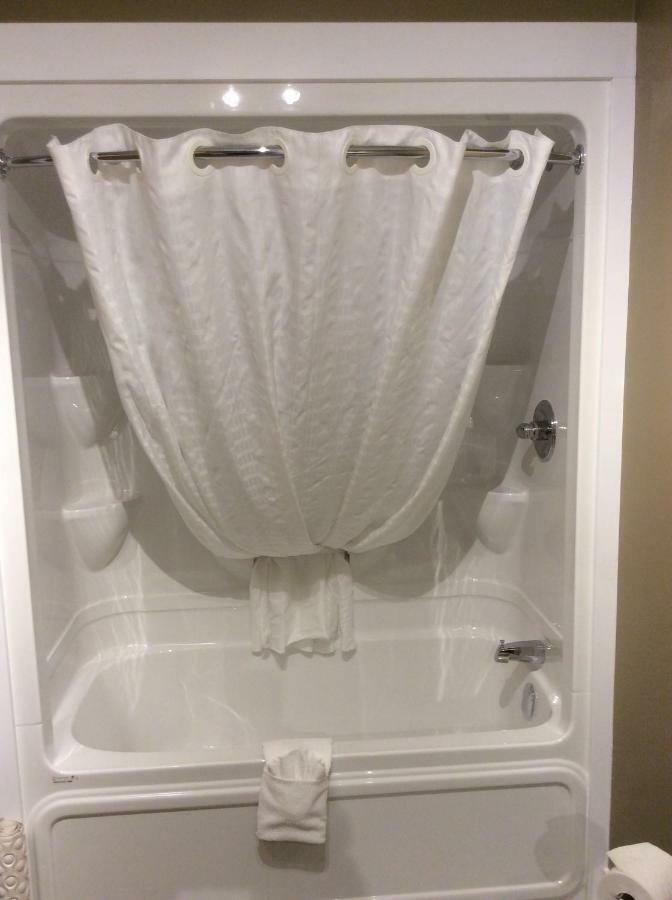 Villegiature Deux Rivieres Resort Tracadie エクステリア 写真